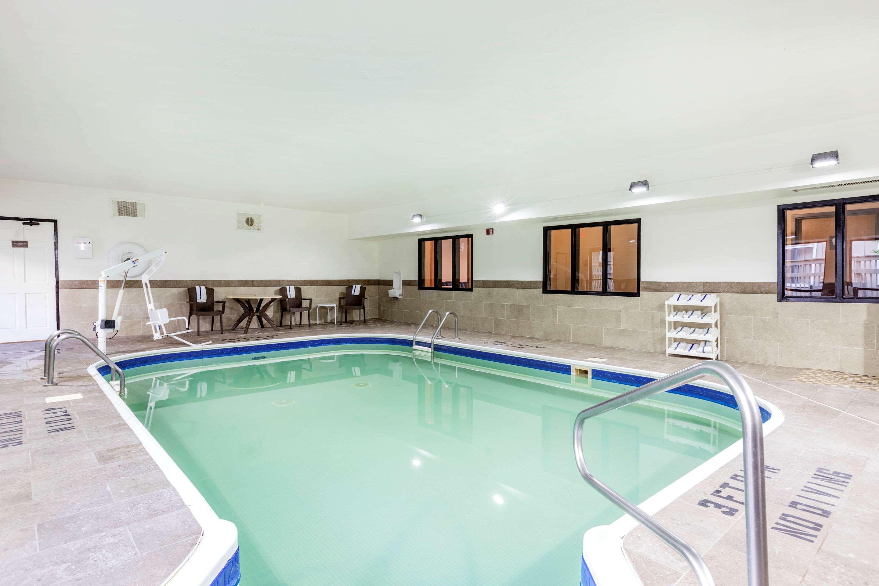 Comfort Inn Wings Stadium Kalamazoo Zewnętrze zdjęcie