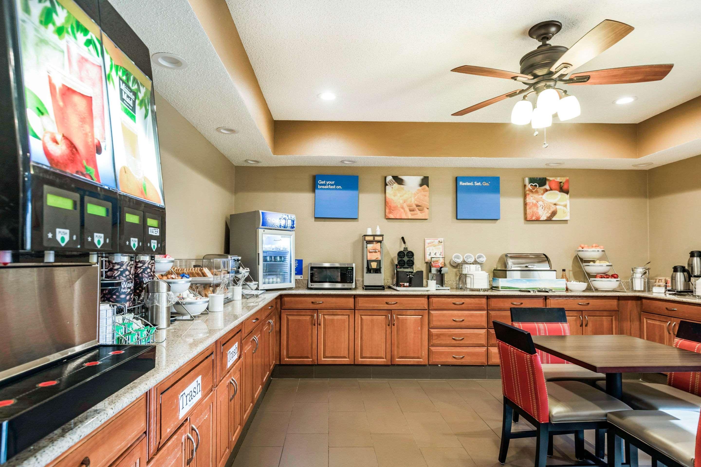 Comfort Inn Wings Stadium Kalamazoo Zewnętrze zdjęcie